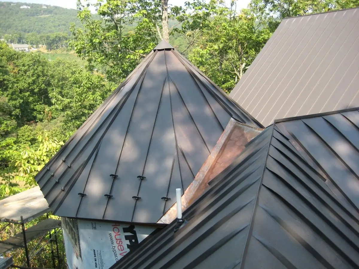 Professional Shingle Replacement & Repair by Craftsman Roofing in Pittsburgh